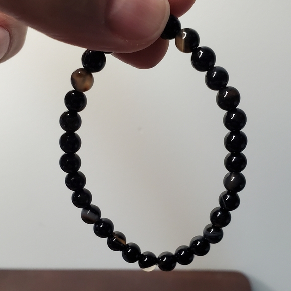 Black Agate Crystal Bracelet - Picture 6 of 6